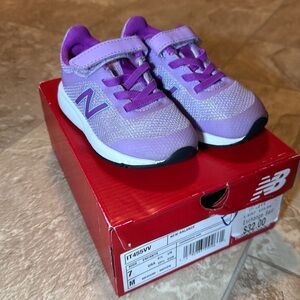 New Balance Toddler Girl sz7